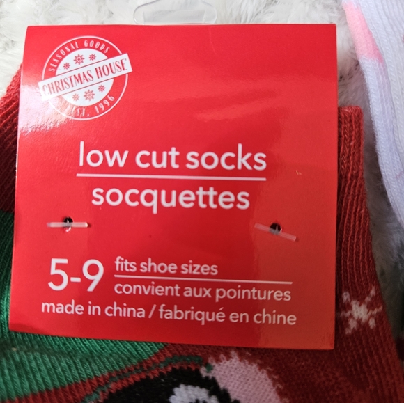 Christmas House Holiday Sock Bundle - Picture 6 of 8